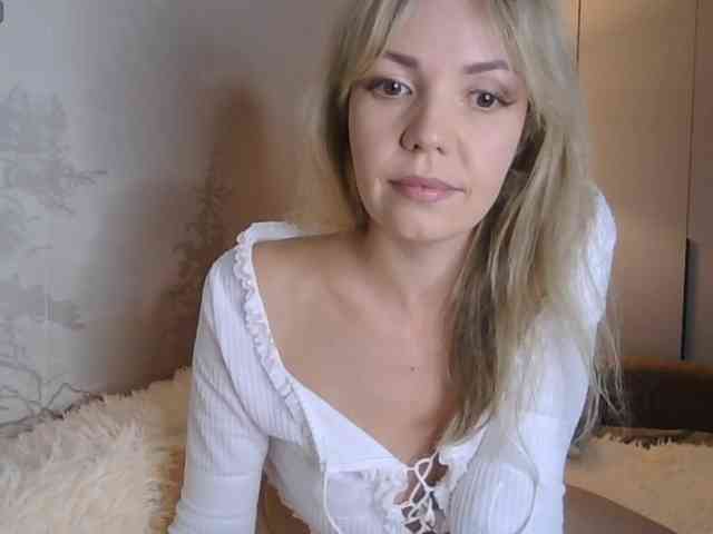 Red_Rose_98 webcam