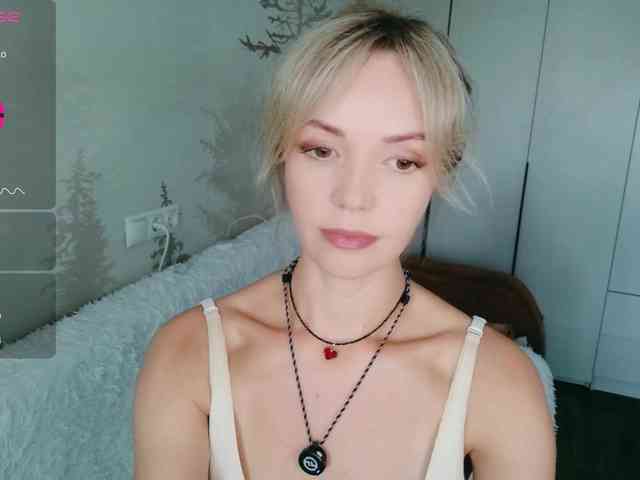Red_Rose_98 webcam