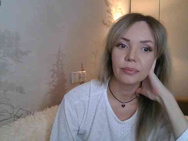 Red_Rose_98 webcam