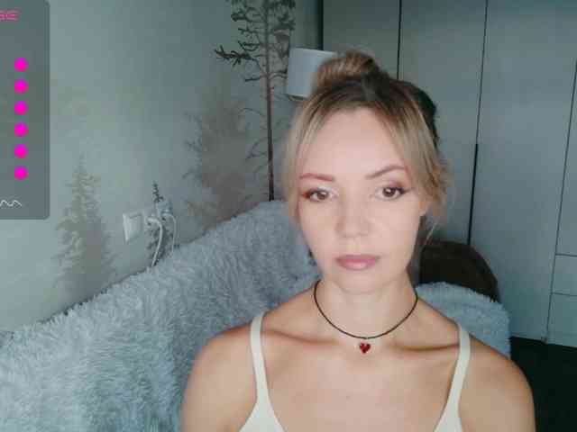 Red_Rose_98 webcam