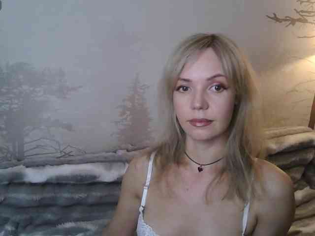 Red_Rose_98 webcam