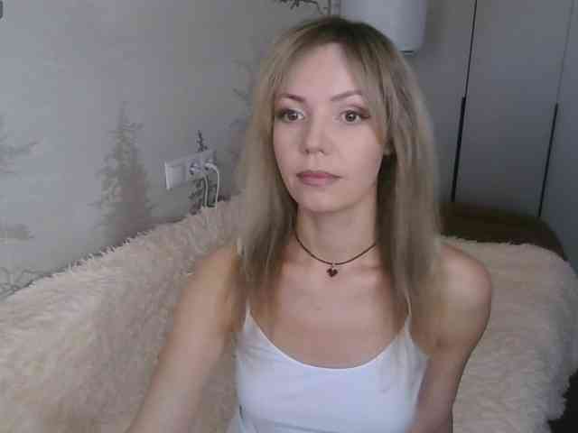 Red_Rose_98 webcam