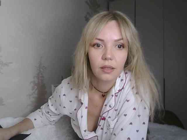 Red_Rose_98 webcam