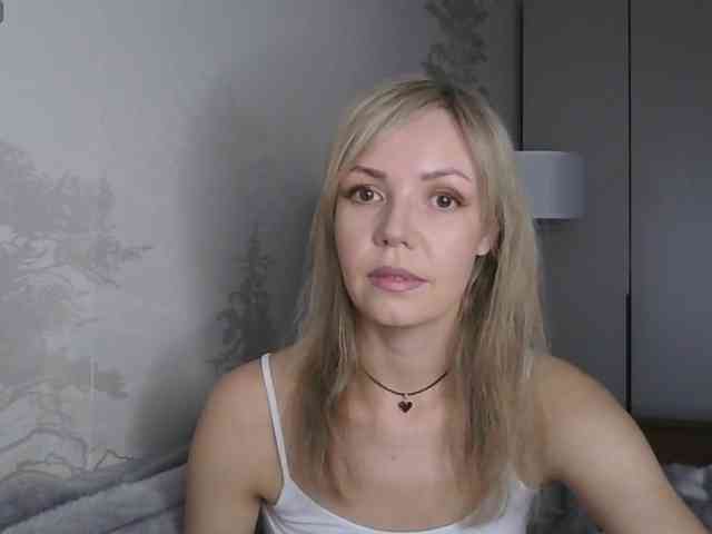 Red_Rose_98 webcam