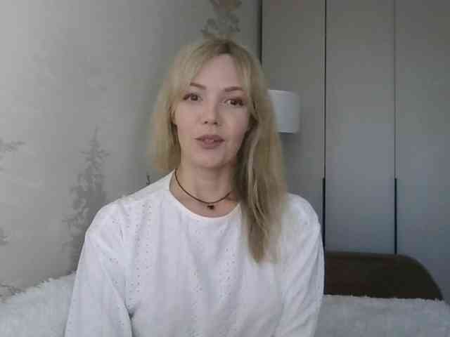 Red_Rose_98 webcam
