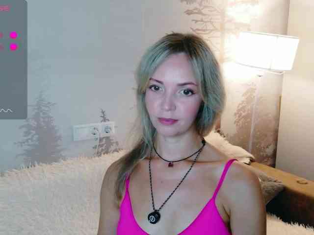 Red_Rose_98 webcam