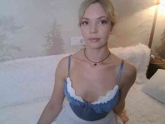 Red_Rose_98 webcam