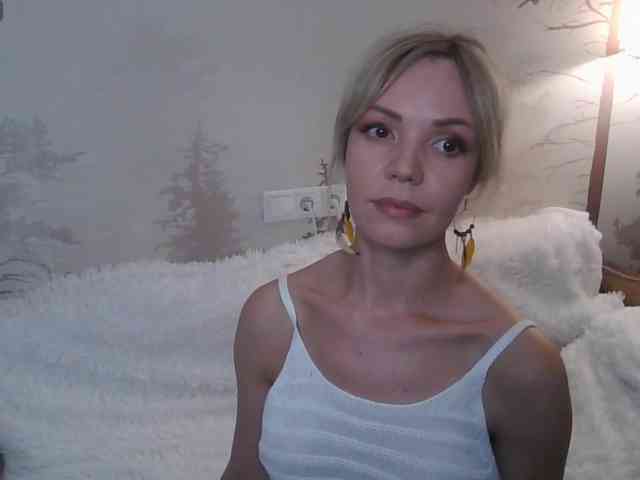 Red_Rose_98 webcam