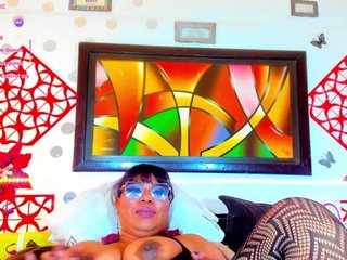 XxXbrunettesquirtxXx Porn Show