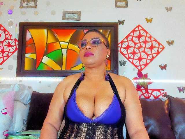 XxXbrunettesquirtxXx