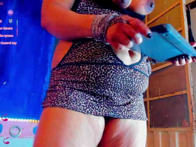 XxXbrunettesquirtxXx