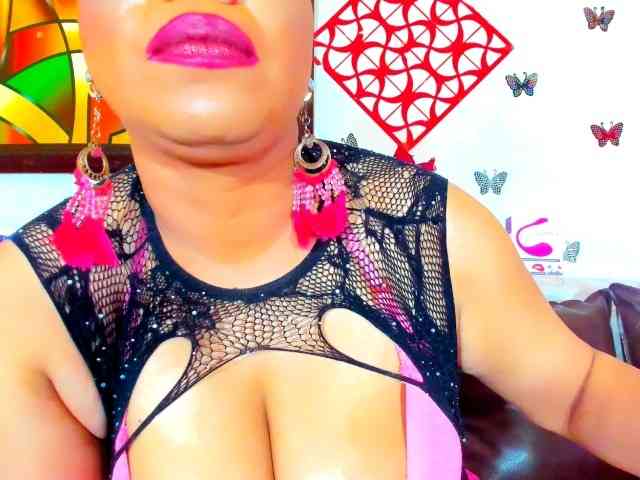 XxXbrunettesquirtxXx