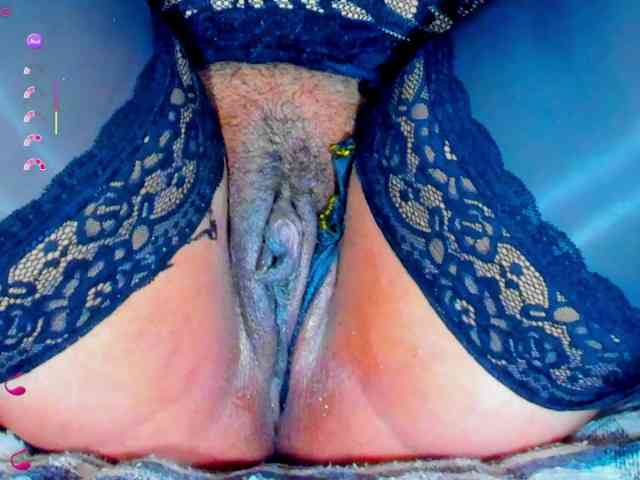 XxXbrunettesquirtxXx