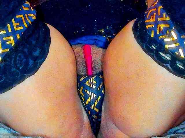 XxXbrunettesquirtxXx