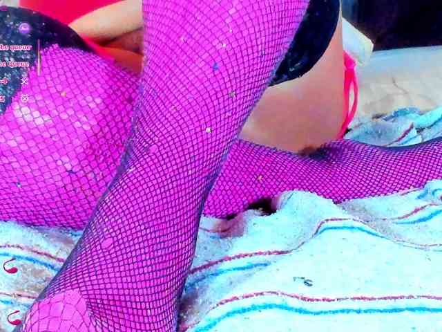 XxXbrunettesquirtxXx