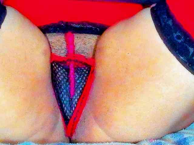 XxXbrunettesquirtxXx