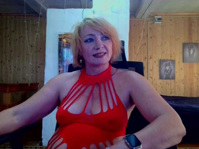 Alexa81c — live female cam