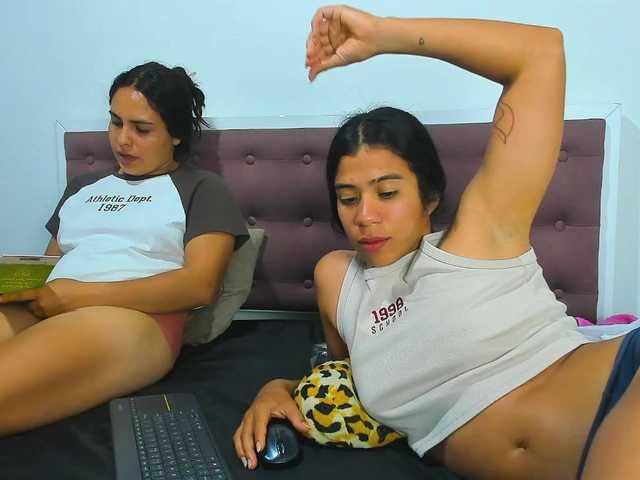 Ashleywen-d live cam on BongaCams