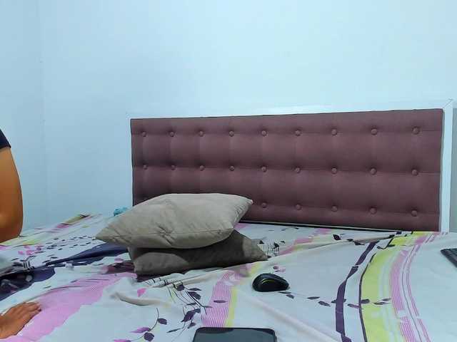 Ashleywen-d live webcam show