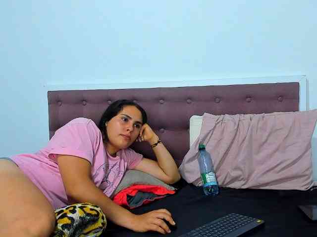 Ashleywen-d webcam