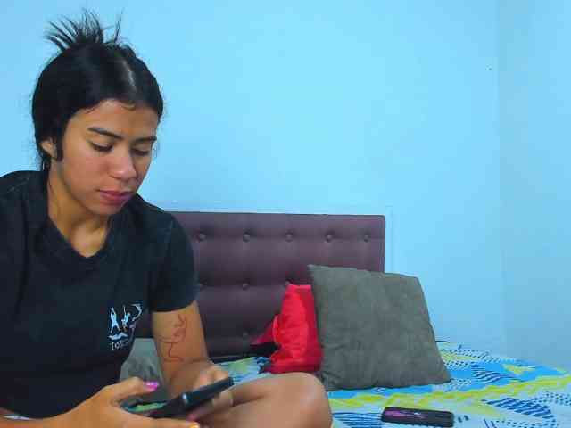 Ashleywen-d webcam