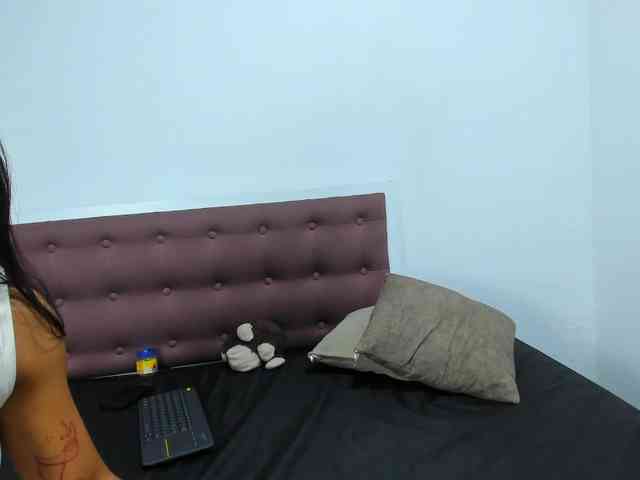 Ashleywen-d webcam