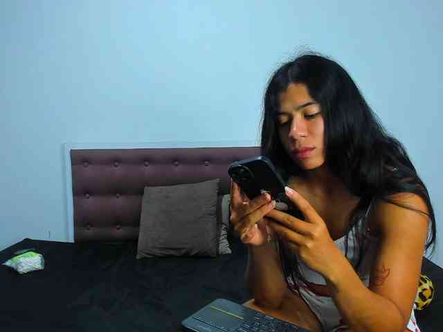 Ashleywen-d webcam