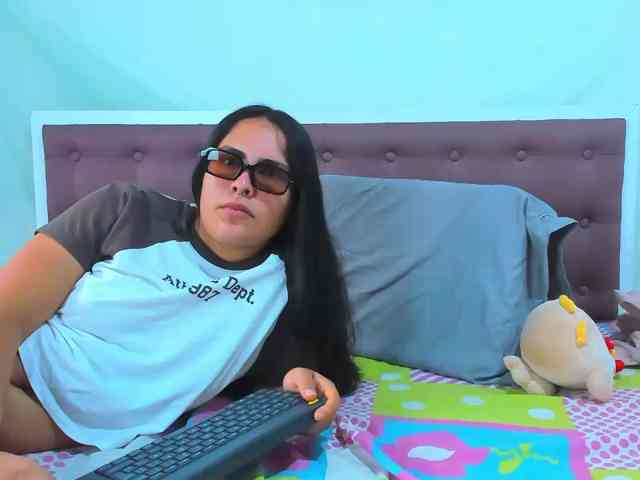 Ashleywen-d webcam