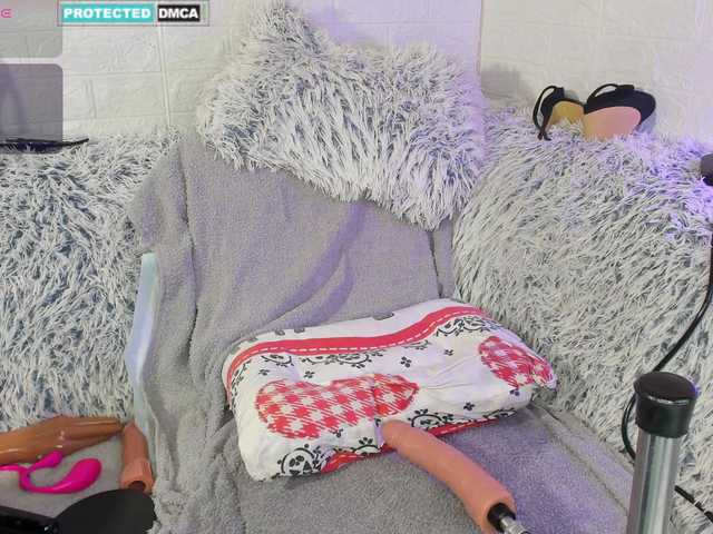 Lara-Cristan live cam on BongaCams