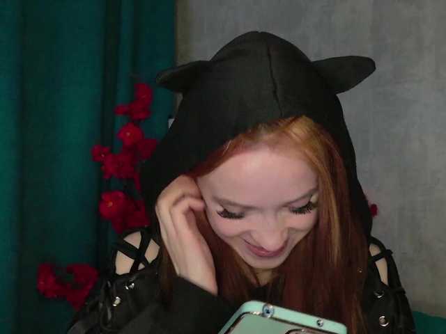 AlexNikaaa1815 live cam