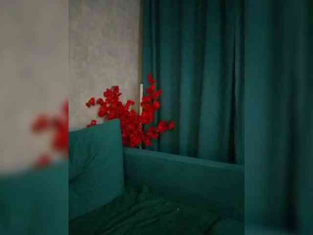 TuNikaaa webcam