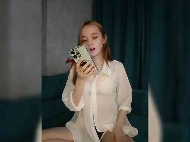 TuNikaaa webcam