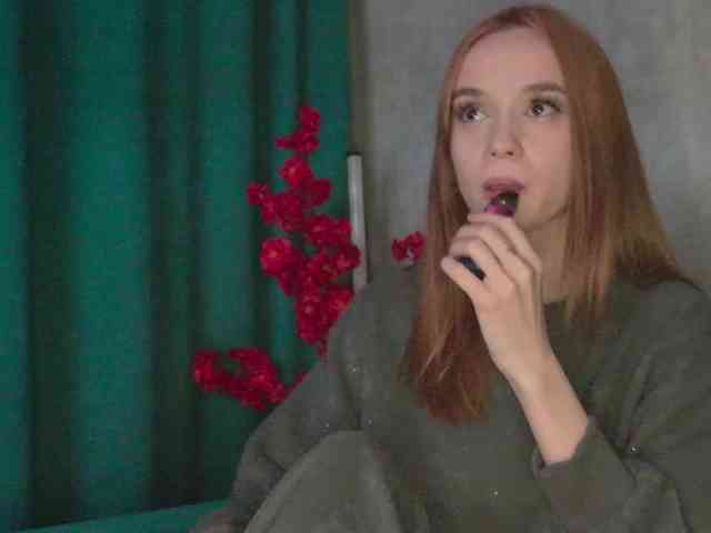 AlexNikaaa1815 Live Webcam on BongaCams