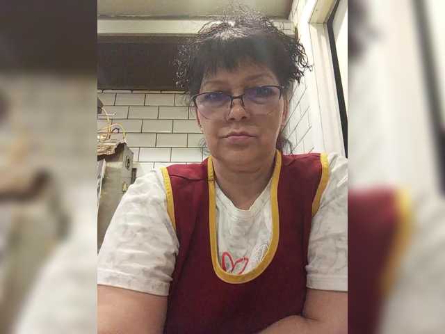 Ilona-Kristie's BongaCams show and profile