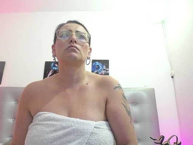 Horny-juliette