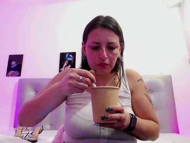 Horny-juliette