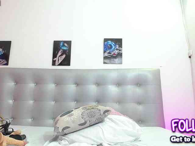 Horny-juliette webcam