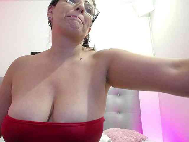 Horny-juliette