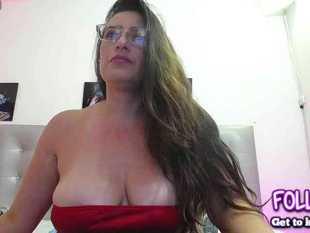 Horny-juliette webcam