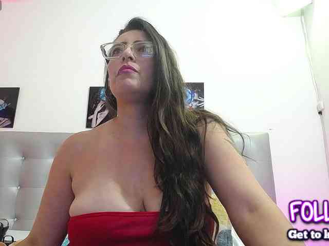 Horny-juliette webcam