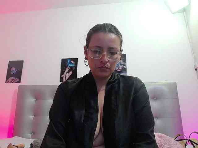 Horny-juliette Horny-juliette