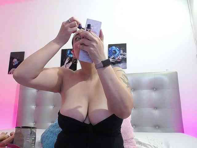 Horny-juliette