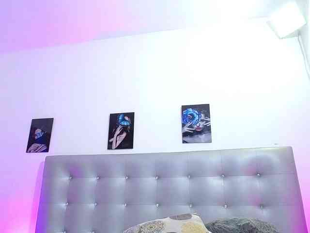 Horny-juliette Horny-juliette