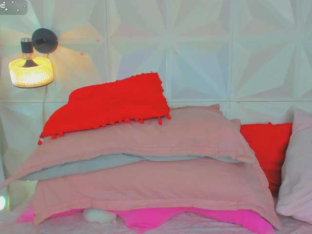 cutelatinaxxx live cam on BongaCams