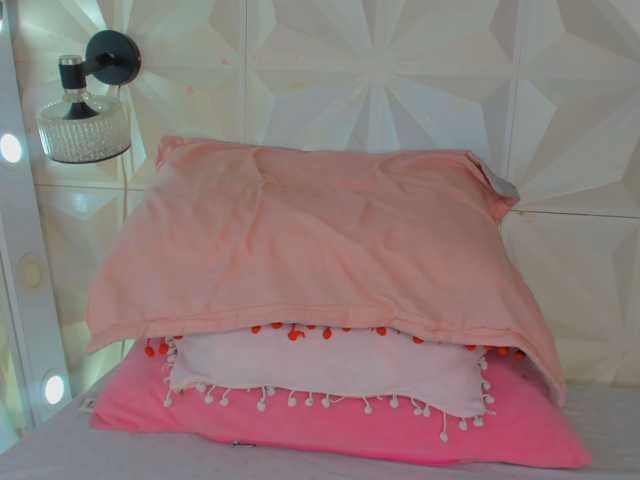 cutelatinaxxx live cam on BongaCams