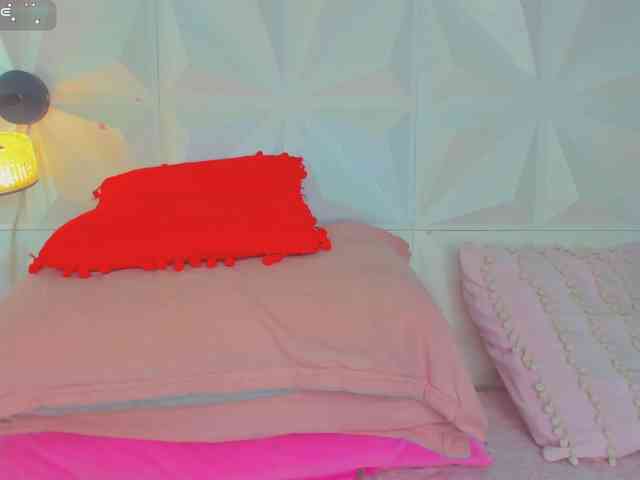 cutelatinaxxx webcam