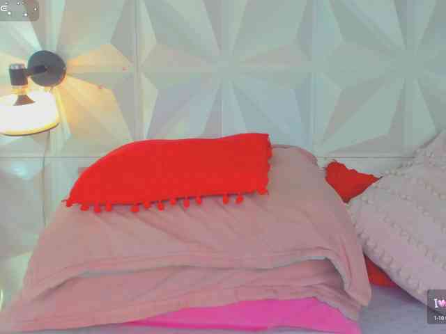 cutelatinaxxx webcam
