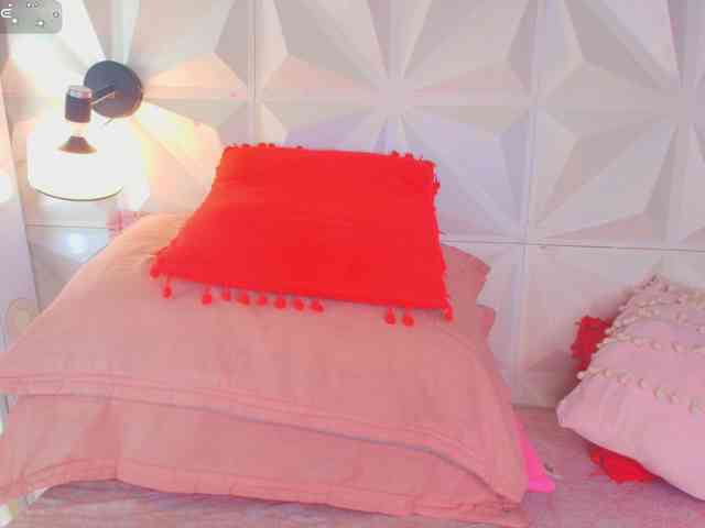 cutelatinaxxx webcam