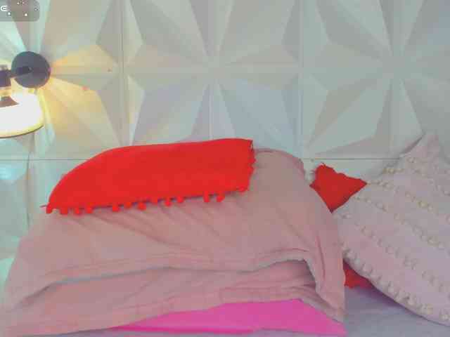 cutelatinaxxx webcam