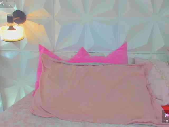 cutelatinaxxx webcam